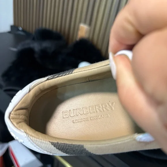 Burberry White and Tan Check Sneakers - Picture 4 of 5